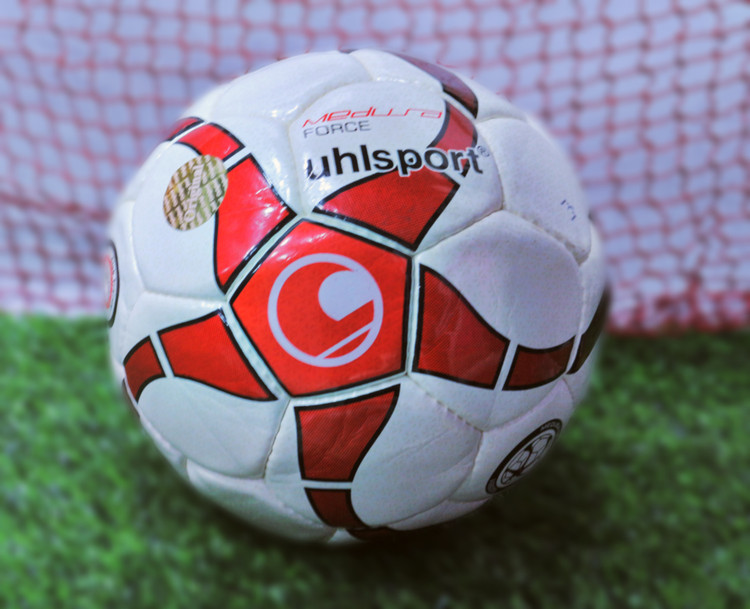 توپ فوتبال آلشپورت uhlsport سایز۴ اورجینال