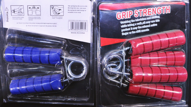 قیچی تقویت مچ بدنسازی فومی برند GripStrength